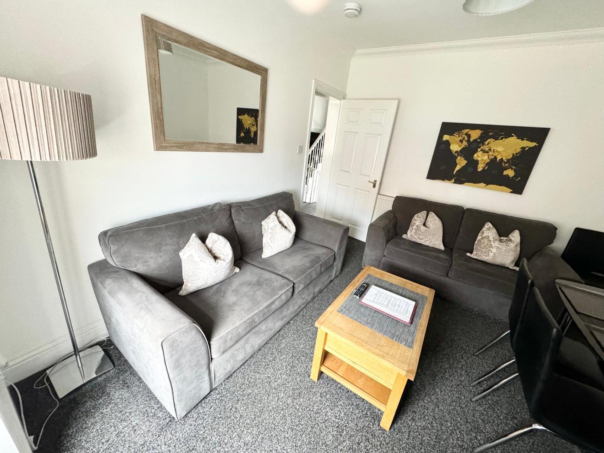 Riverside Townhouse 인버네스 외부 사진